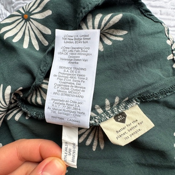 Big Daisy Button Front Dress Sz 2 - Picture 13 of 13